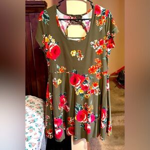 XL Sundress 
Super soft & comfy